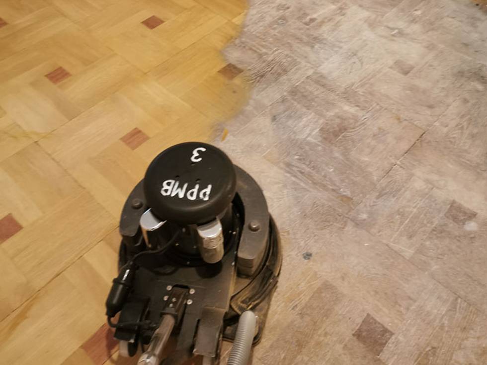 poncage-cirage-vitrification-parquet-Lyon